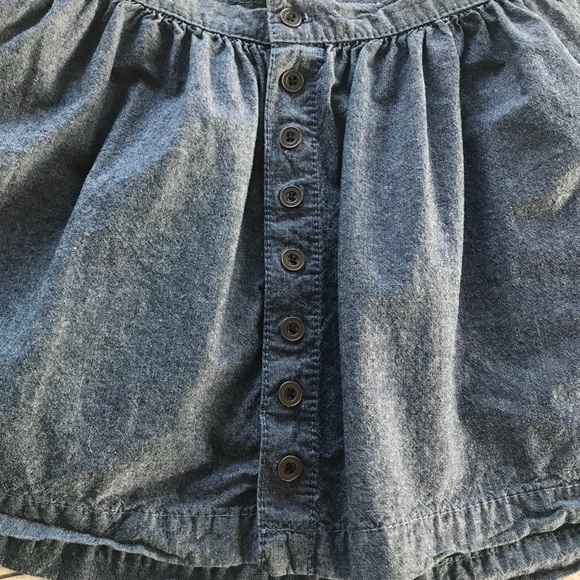 ‼️BCBG Denim A line buttoned Skirt w Pockets. i5‼️ - Picture 7 of 8